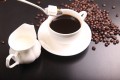 Consumul zilnic de cafea ar putea crește rata de supraviețuire la pacienții cu cancer de colon